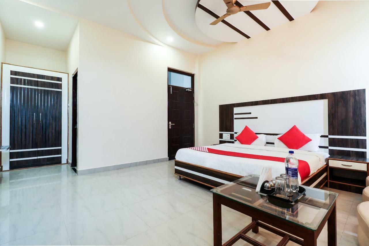 Oyo 39959 Hotel Bandhan Bahraich Eksteriør bilde