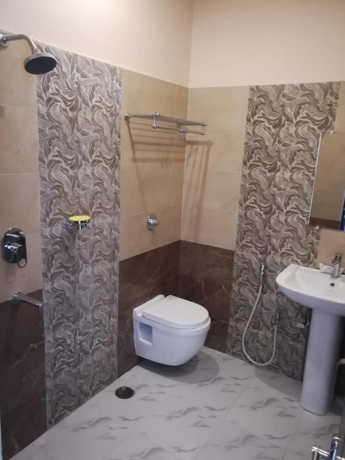Oyo 39959 Hotel Bandhan Bahraich Eksteriør bilde